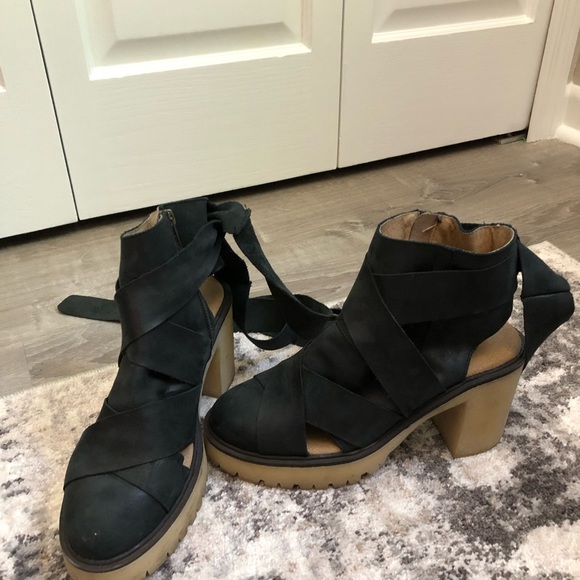 FREE PEOPLE × Blake Wrap Platform Boots Sandals Black Leather / EU 38 US 7.5 - Picture 7 of 16